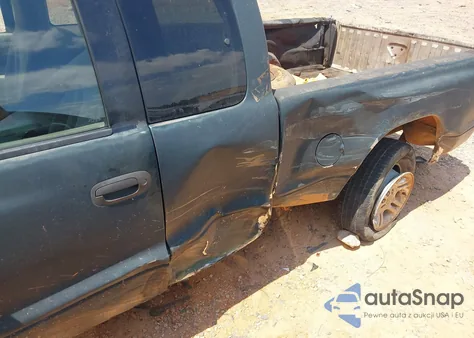 2001 Dodge Dakota Slt/Sport from USA, damaged, VIN 1B7GL22X61S168128